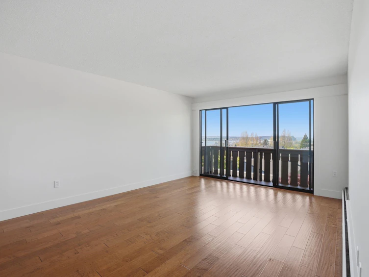 314-1345 Chesterfield Avenue, North Vancouver, BC, V7M 2N1 - 11