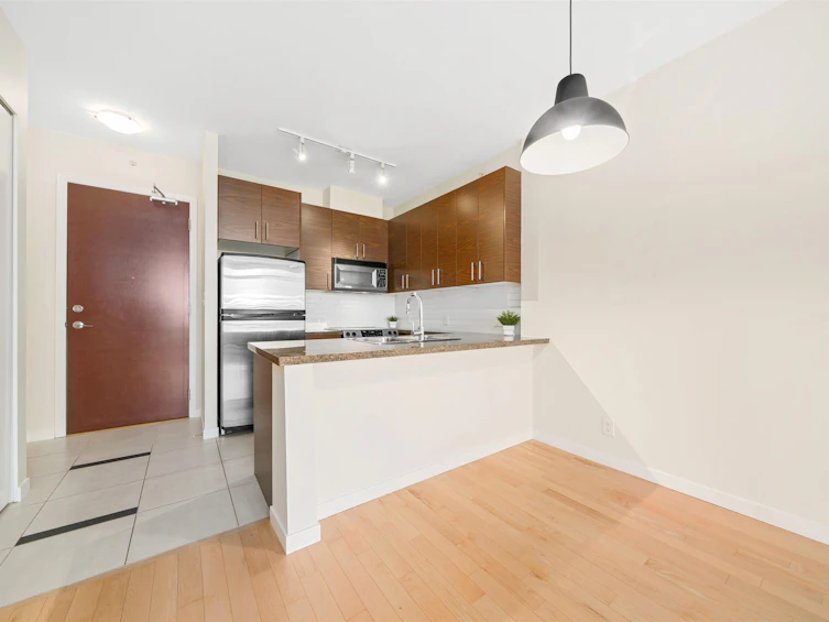605-2345 Madison Avenue, Burnaby, BC, V5C 0B4 - 10