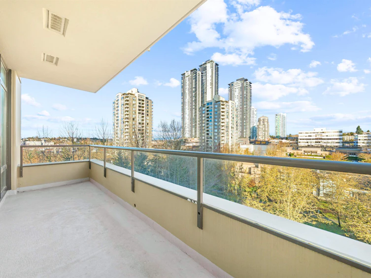 605-2345 Madison Avenue, Burnaby, BC, V5C 0B4 - 14