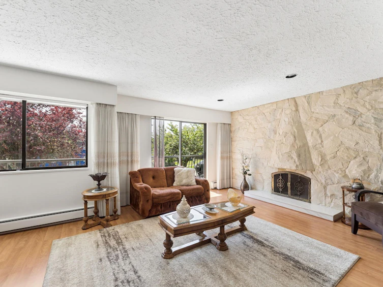 2581 E 3rd Avenue, Vancouver, BC, V5M 1H1 - 3