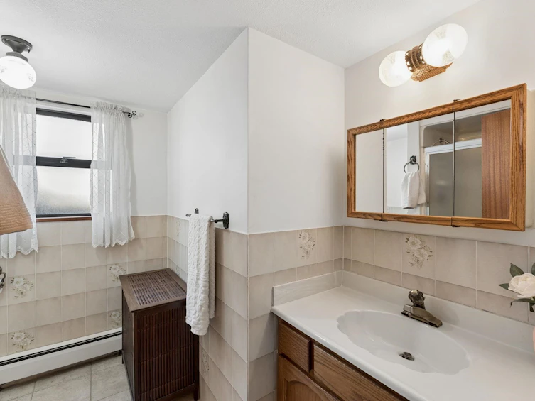 2581 E 3rd Avenue, Vancouver, BC, V5M 1H1 - 34