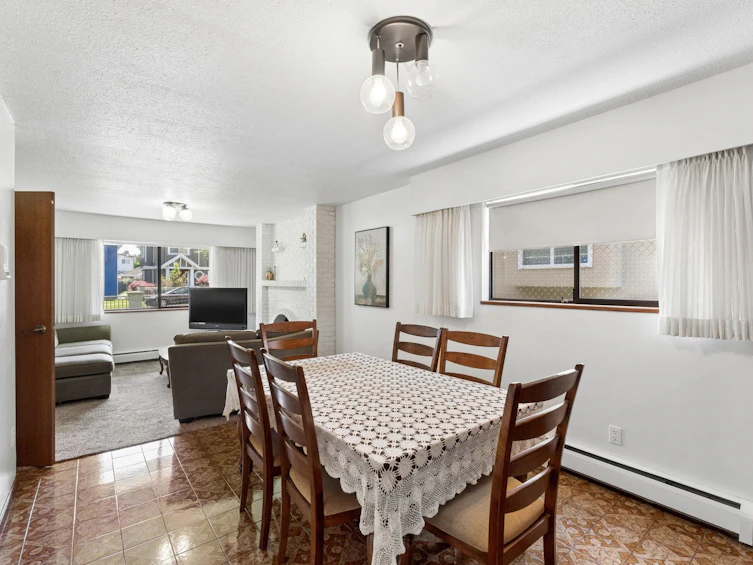 2581 E 3rd Avenue, Vancouver, BC, V5M 1H1 - 31