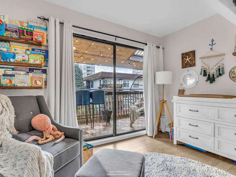 303-708 Eighth Avenue, New Westminster, BC, V3M 2R3 - 17