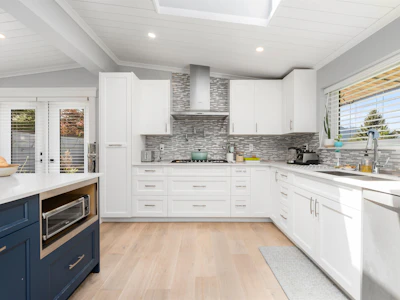 2361 Friedel Crescent - 3