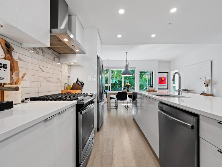 23-3596 Salal Drive, North Vancouver, BC, V7G 0A9 - 23