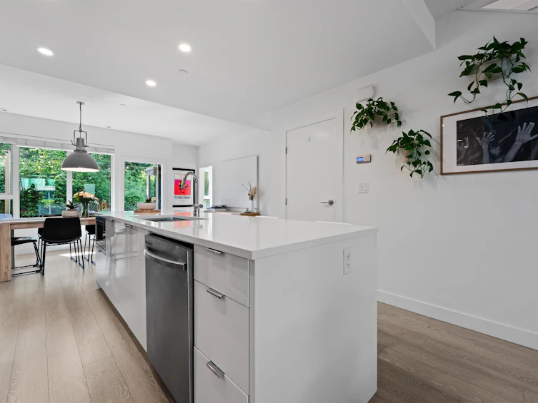 23-3596 Salal Drive, North Vancouver, BC, V7G 0A9 - 24