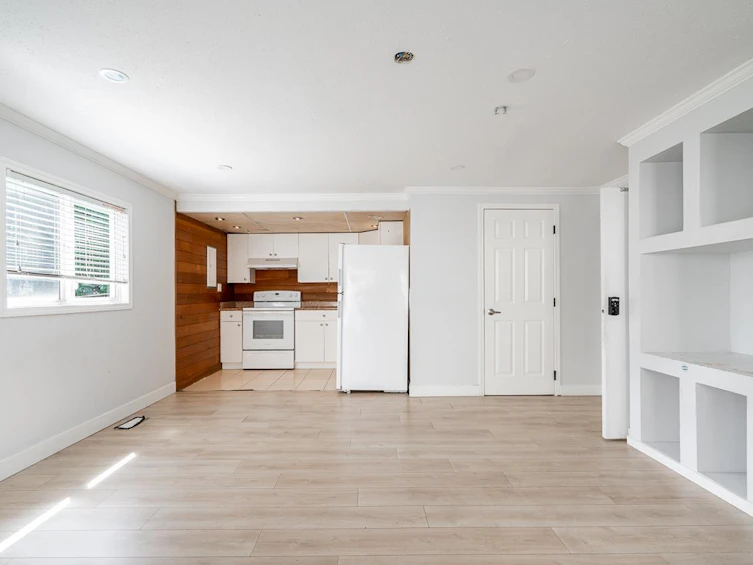 13450 65a Avenue, Surrey, BC, V3W 1Z6 - 18
