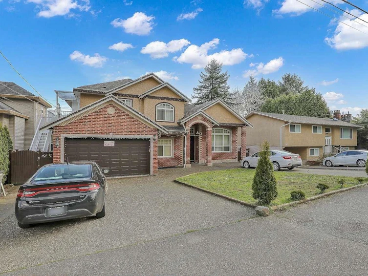 14078 68 Avenue, Surrey, BC, V3W 2H2