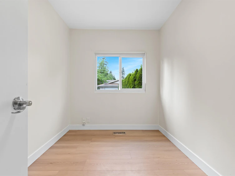 3755 Coast Meridian Road, Port Coquitlam, BC, V3B 3P2 - 36