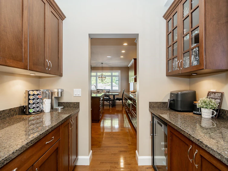 3361 Scotch Pine Avenue, Coquitlam, BC, V3E 0C4 - 11