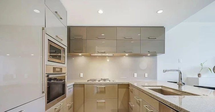 6093 Iona Drive, Vancouver, BC, V6T 1Z1 - 2
