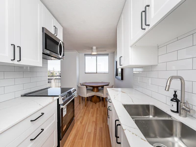 307-320 Royal Avenue - 5