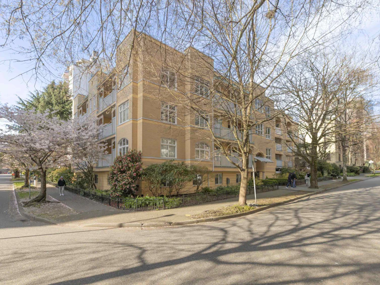 105-1125 Gilford Street, Vancouver, BC, V6G 2P7 - 32