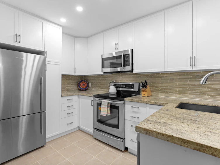 105-1125 Gilford Street, Vancouver, BC, V6G 2P7 - 12