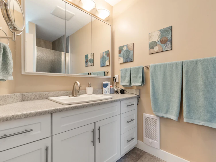 46118 Downes Avenue, Chilliwack, BC, V2R 2Y9 - 37