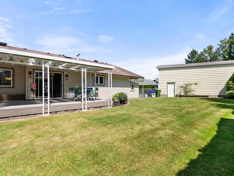 46118 Downes Avenue, Chilliwack, BC, V2R 2Y9 - 9