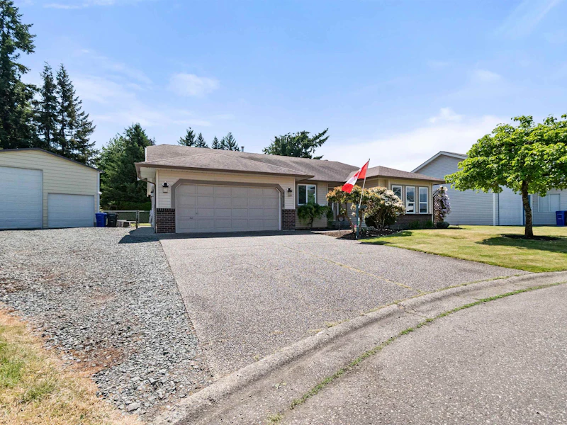 46118 Downes Avenue, Chilliwack BC V2R 2Y9