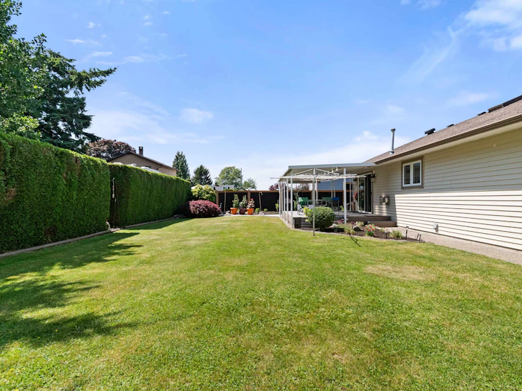 46118 Downes Avenue, Chilliwack, BC, V2R 2Y9 - 8