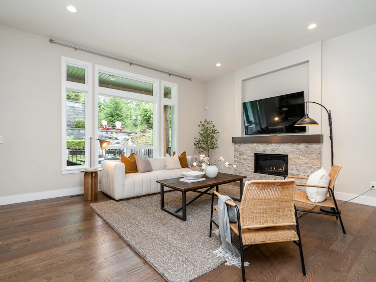 3565 Highland Drive, Coquitlam, BC, V3E 0K2 - 10