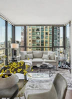 1907 1331 Alberni Street