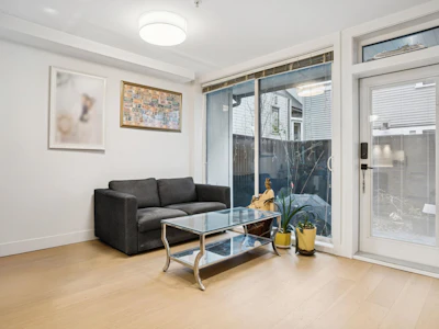 721 E 26th Avenue - 4