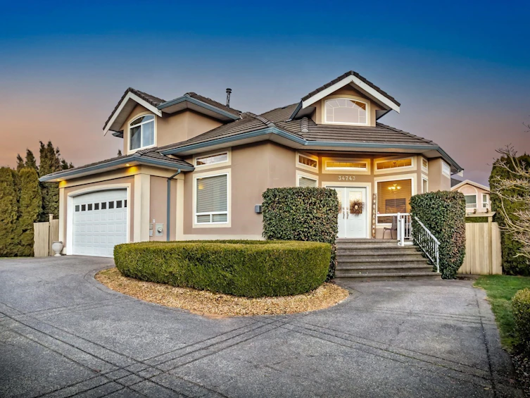 34743 Pakenham Place, Mission, BC, V2V 7A6