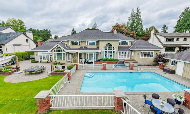 7976 Government Road