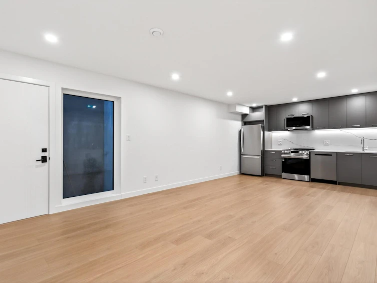 1921 Tatlow Avenue, North Vancouver, BC, V7P 3A2 - 33