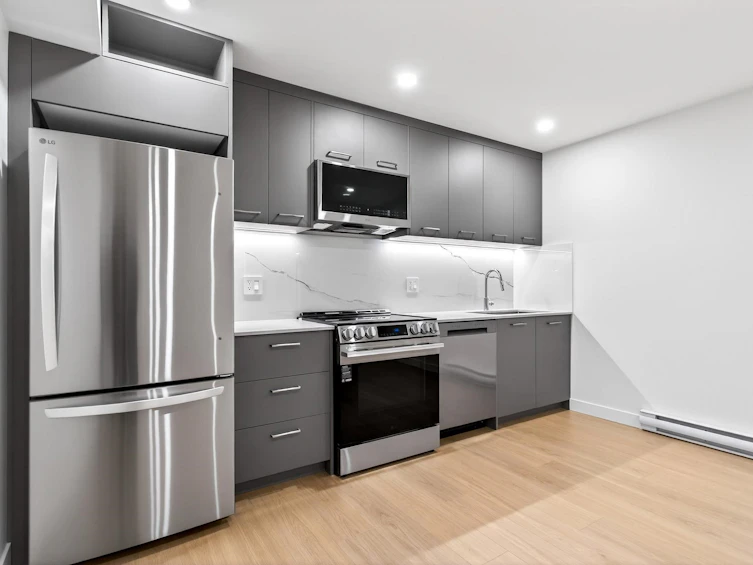 1921 Tatlow Avenue, North Vancouver, BC, V7P 3A2 - 34