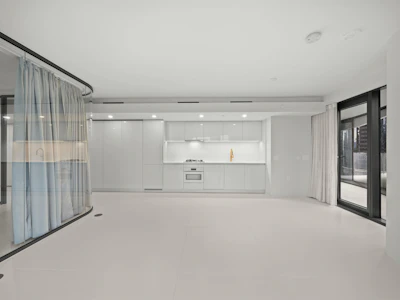 702-1033 Nelson Street - 5