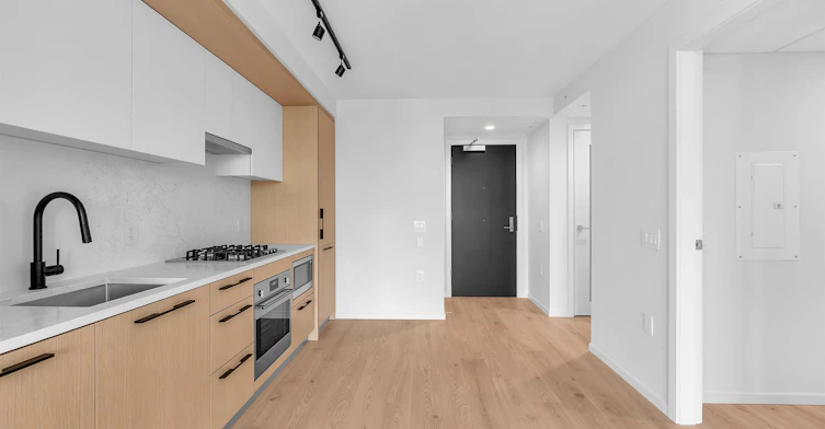 7XX-2729 Kingsway, Vancouver, BC, V5R 0M6 - 4