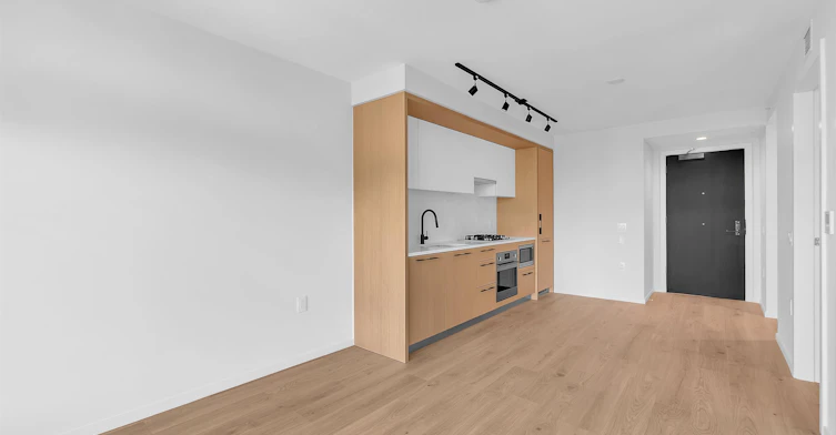 7XX-2729 Kingsway, Vancouver, BC, V5R 0M6 - 9