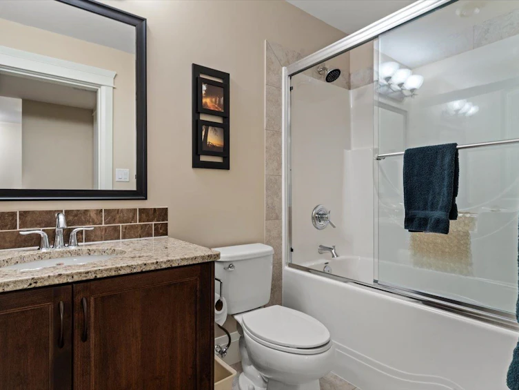 1-5882 Cowichan Street, Chilliwack, BC, V2R 0G8 - 25