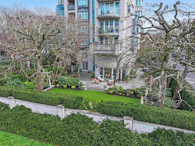 1B-1596 W 14th Avenue, Vancouver, BC, V6J 2H9 - 2
