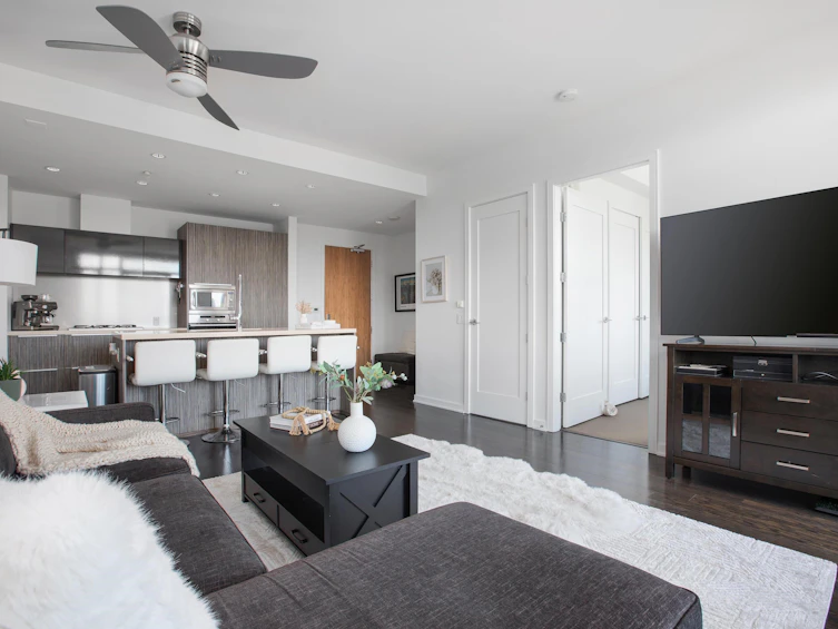 901-1616 Columbia Street, Vancouver, BC, V5Y 0B7 - 8