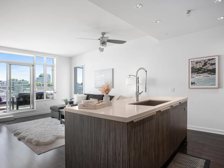 901-1616 Columbia Street, Vancouver, BC, V5Y 0B7 - 3