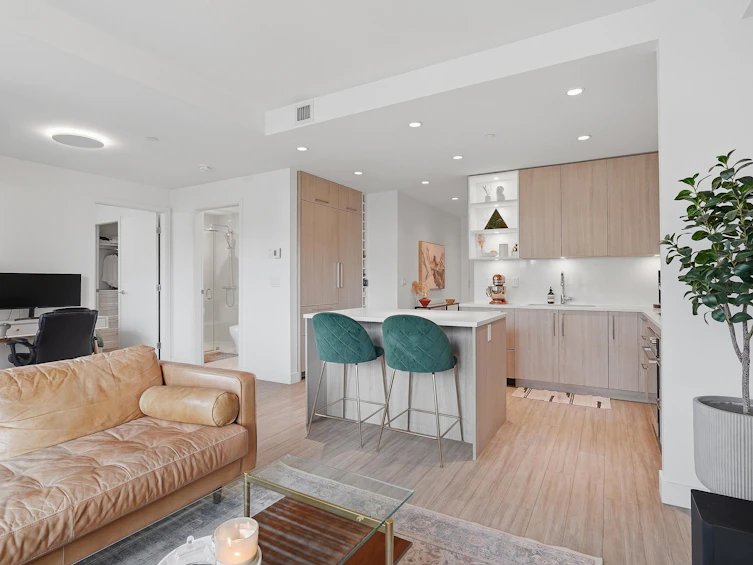 311-707 E 3rd Street, North Vancouver, BC, V7L 1G8 - 3
