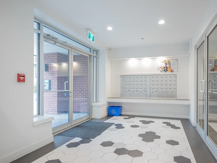 404-19567 64 Avenue, Surrey, BC, V3S 7H8 - 7