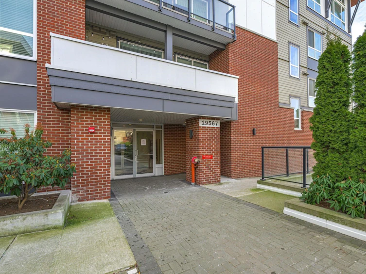 404-19567 64 Avenue, Surrey, BC, V3S 7H8 - 32