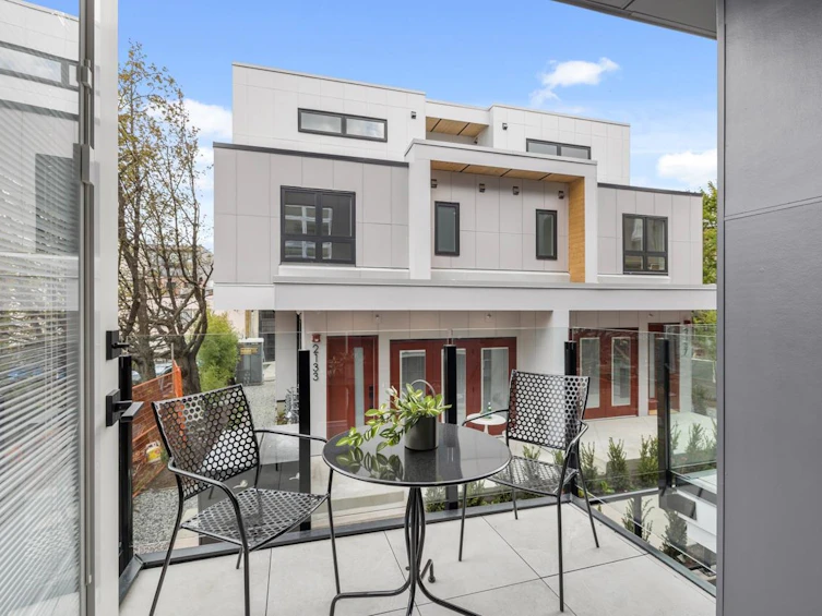 2133 E Pender Street, Vancouver, BC, V5L 1X3 - 25