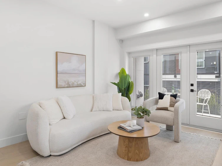 2133 E Pender Street, Vancouver, BC, V5L 1X3 - 5
