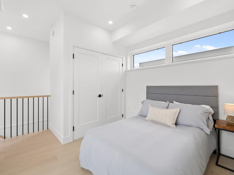 2133 E Pender Street, Vancouver, BC, V5L 1X3 - 21
