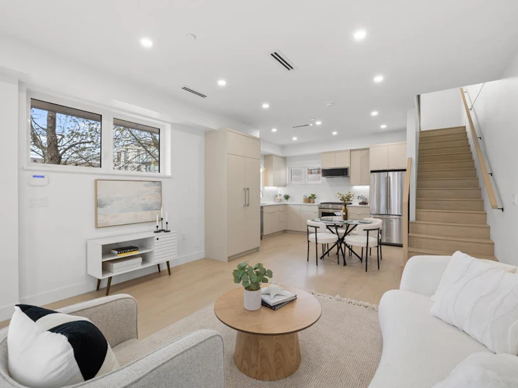 2133 E Pender Street, Vancouver, BC, V5L 1X3 - 7