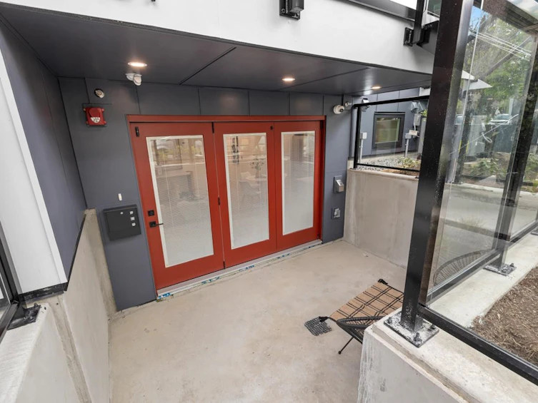 101-2135 E Pender Street, Vancouver, BC, V5L 1X3 - 15