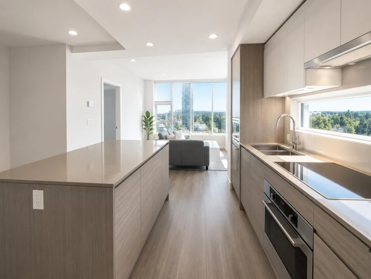 803-13615 Fraser Highway, Surrey, BC, V3T 0P7 - 2