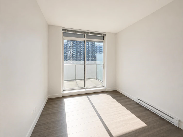 803-13615 Fraser Highway, Surrey, BC, V3T 0P7 - 12
