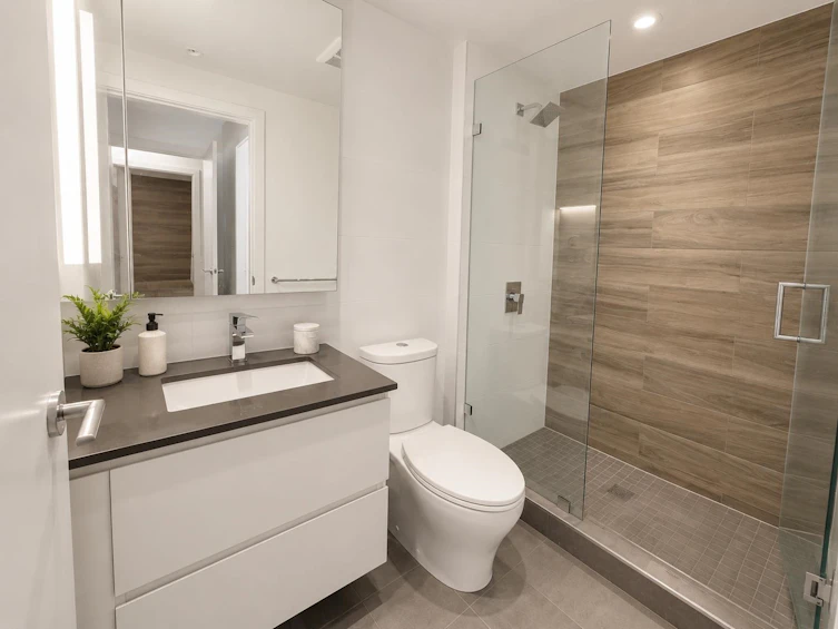 803-13615 Fraser Highway, Surrey, BC, V3T 0P7 - 13