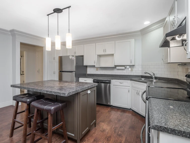 312-33030 George Ferguson Way, Abbotsford, BC, V2S 6Y2 - 7