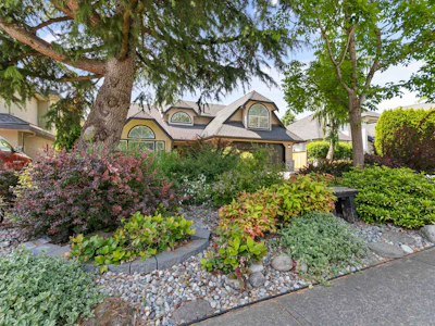 5677 185 Street - 4