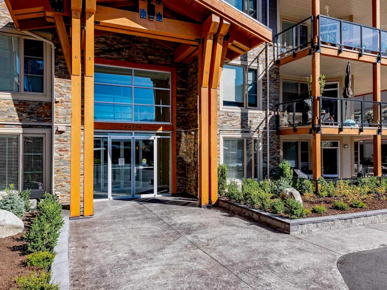 210-45754 Keith Wilson Road, Chilliwack, BC, V2R 6A9 - 8
